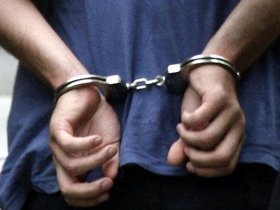 Συνελήφθησαν για εκβιασμό τρεις άνδρες